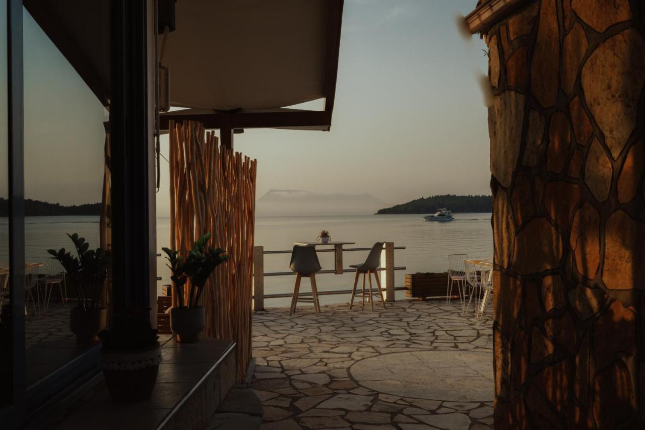Sea Mansion Lefkada Apartment Nikiana Luaran gambar